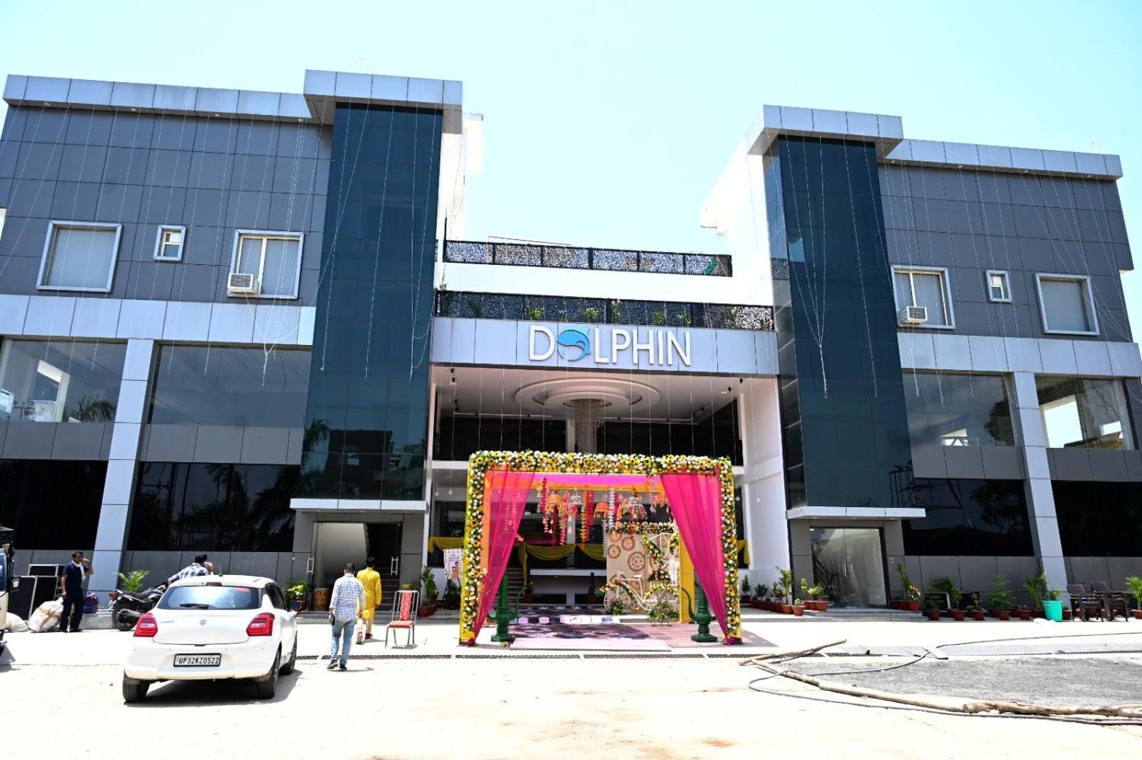 Dolphin Club Hotell Chinhat Exteriör bild